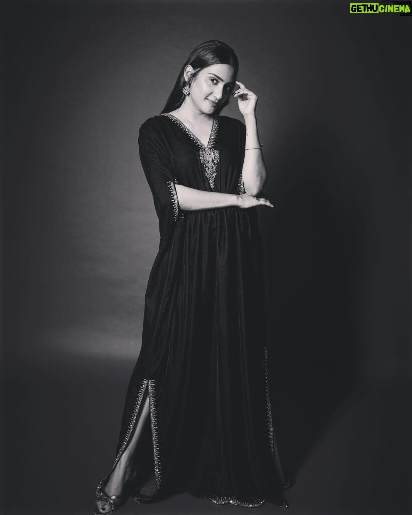 Actress Aditi Ravi HD Instagram Photos and Wallpapers November 2023 ...