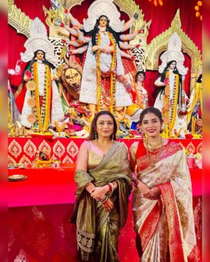 Adrija Addy Roy Instagram - Ashtami night it was ❤️✨
.
.
.
.
.
.
.
.
.
.
.
.
.
.
.
.
#durgapuja #mumbai #2023 #ashtami #night #adrijaroy #photooftheday #instapic #instapost #instagood #instalove #instalike #insta #instagram .