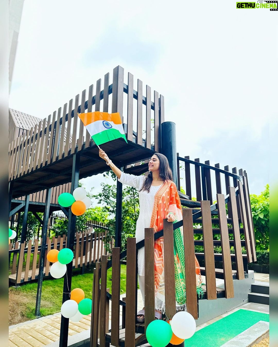 Adrija Addy Roy Instagram - Participated in almost all the games and enjoyed thoroughly! Great way to unite together on such an important day 🤍✨ Mumbai, Maharashtra