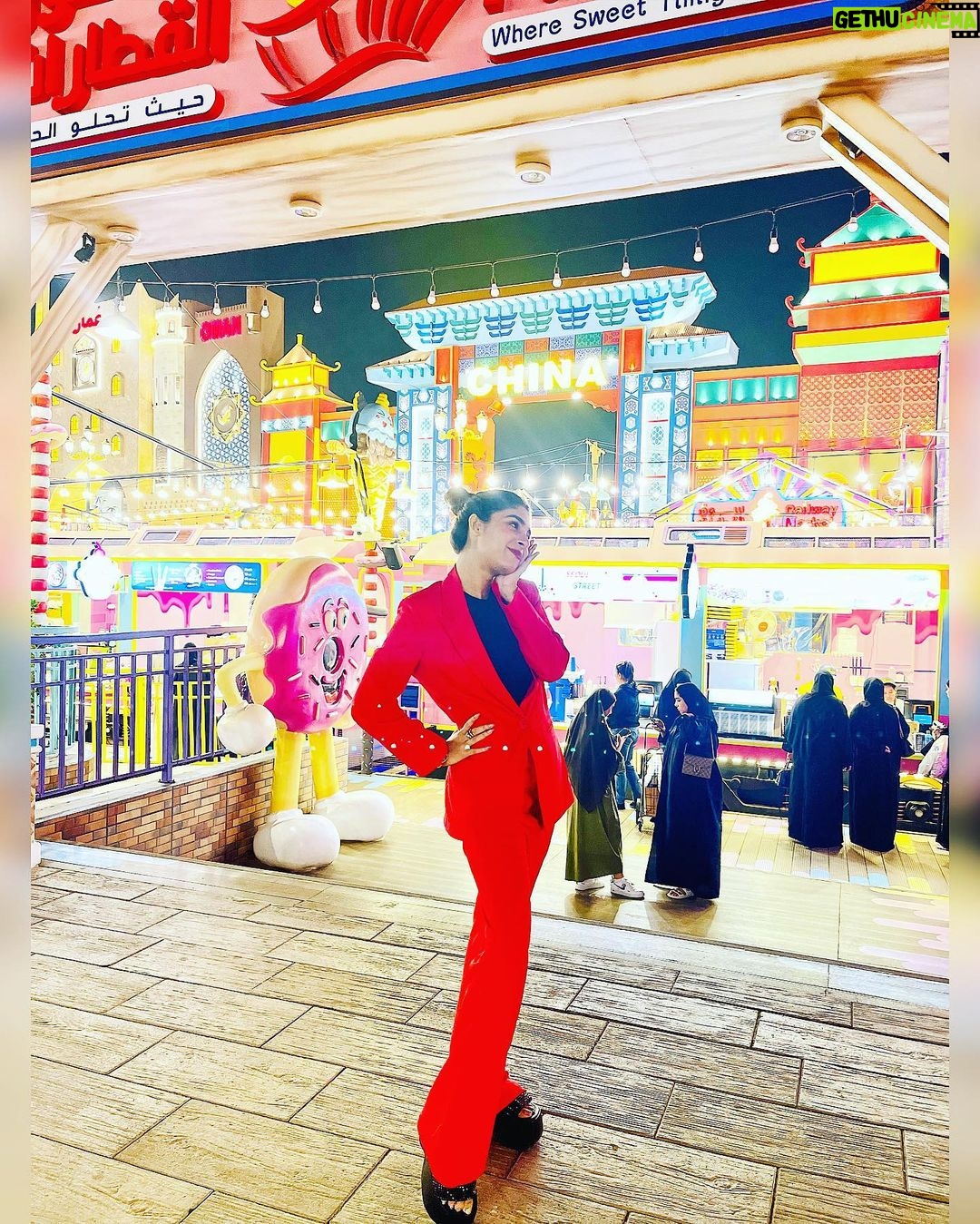 Adrija Addy Roy Instagram - Throwback to my fav city 🇦🇪 . . . . . . . . . . . #dubai #diary #travel #with #adrija #new #photo #adrijaroy #instapost #instagood #instagram Dubai, UAE
