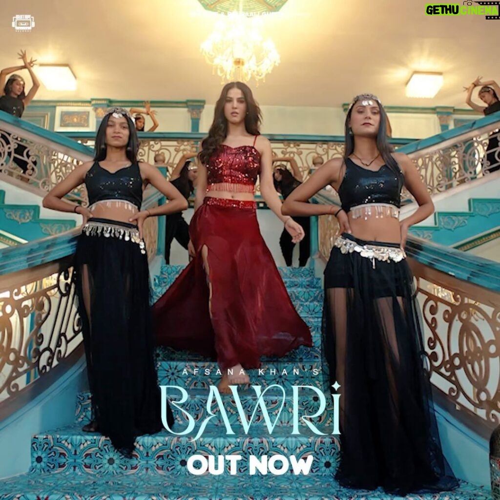 Afsana Khan Instagram - My most Favourite Song Bawri song out now @itsafsanakhan @saajzofficial @aveera.singh.masoon @kavvy_riyaaz @beatsbytrip @ihitesh1 @rrupaali8877 @karan.dope @mix_tape_records Chandigarh, India