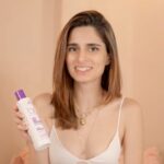Aisha Ahmed Instagram - Say Hi to summers, and bye to frizzy hair with the new Bonacure Frizz Away range (aka your old favourite Keratin Smooth Perfect) that gives you tamed, smooth and shiny hair, the clean way. It’s loved by the hairdressers and hair experts. Make the Clean Switch with the new Bonacure from @schwarzkopfin by being a part of the Bonacure Clean Care Club with @mira.kapoor. Available at all leading salons and e-commerce! #BCWECARE #SchwarzkopfProfessional #NewBonacure #VeganKeratin #HairCare #CleanPerformance #CleanFormula #SustainablePackaging #CleanBeauty