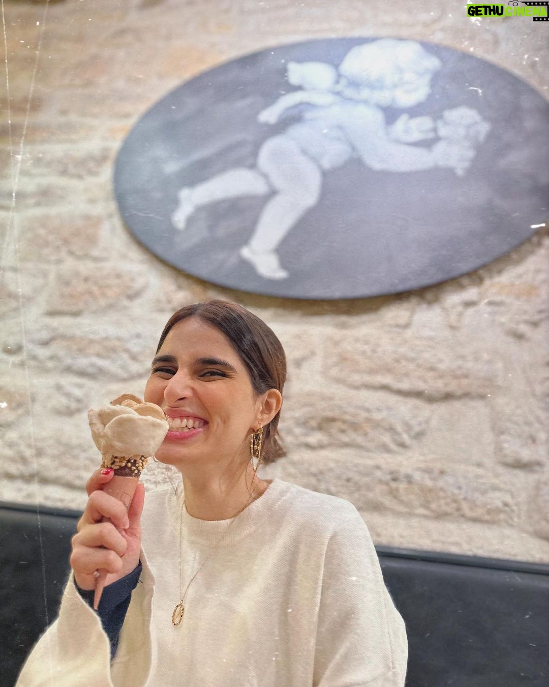 Aisha Ahmed Instagram - . What’s better than ice-cream? A 2 flavoured ice-cream flower in 4 degrees. Hehehehe 🤭♥️ 5th arrondissement of Paris