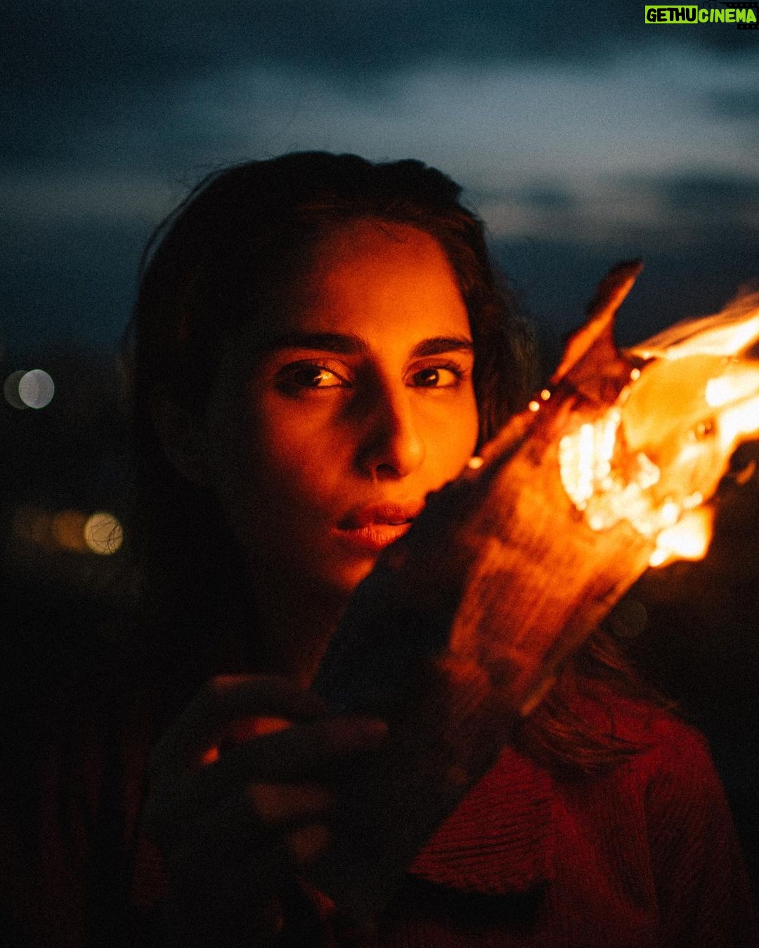 Aisha Ahmed Instagram - . #Archives ❤️🔥 @bharat_rawail x @priyaaa24