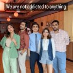Aisha Ahmed Instagram - Just #Actor things! 😅 #instagramreel #trendingreels #pfaseason3 #addicted #mirror #onset #shenanigans #masti #friends #squad #lol