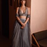 Aisha Ahmed Instagram - . From a few nights ago for @dpiff_official ✨ . Photography by @pehelaggarwal Camera assistant @praveen.png Make up by @adhishreep Hair by @reenaduttahairstylist Styled by @shreejarajgopal Outfit @chameeandpalak Earrings @h.ajoomal Ring @h.ajoomal Bracelet @mozaati Style assistant @dhwanii.jain
