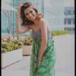 Aisha Ahmed Instagram – .
Big smiles cause 2 days to go for #MinusOne New Chapter releasing on @lionsgateplayin ☀️
.
Make up by @taskeen_c 
Hair by @minikami1 
Styled by @ojaskolvankar 
Asst by @nahidnawaaz 
Dress from @shopverb Earrings from @blingsutra ✨