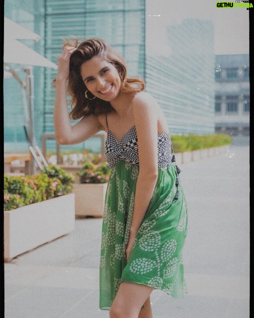 Aisha Ahmed Instagram - . Big smiles cause 2 days to go for #MinusOne New Chapter releasing on @lionsgateplayin ☀️ . Make up by @taskeen_c Hair by @minikami1 Styled by @ojaskolvankar Asst by @nahidnawaaz Dress from @shopverb Earrings from @blingsutra ✨