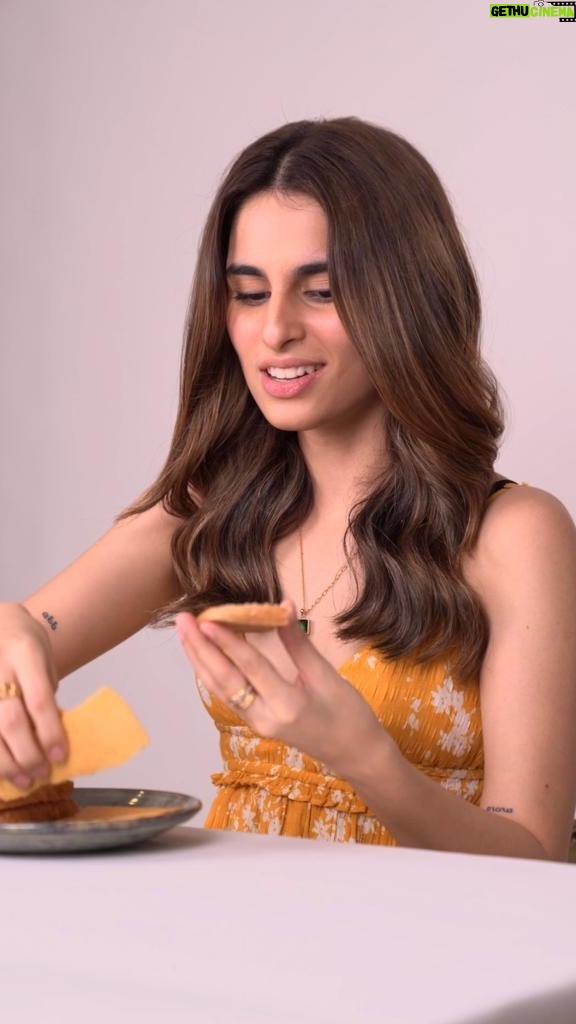 Aisha Ahmed Instagram - Taking #Fnacking a notch higher, Participate in the ultimate #FnackingChallenge and show me what y’all got 🍊 Share your fav Fanta + Whacky Snacks via a reel, comments or DM them to @fantaindia with the #FnackingChallenge 🧡 #Fanta #Fnacking #ad