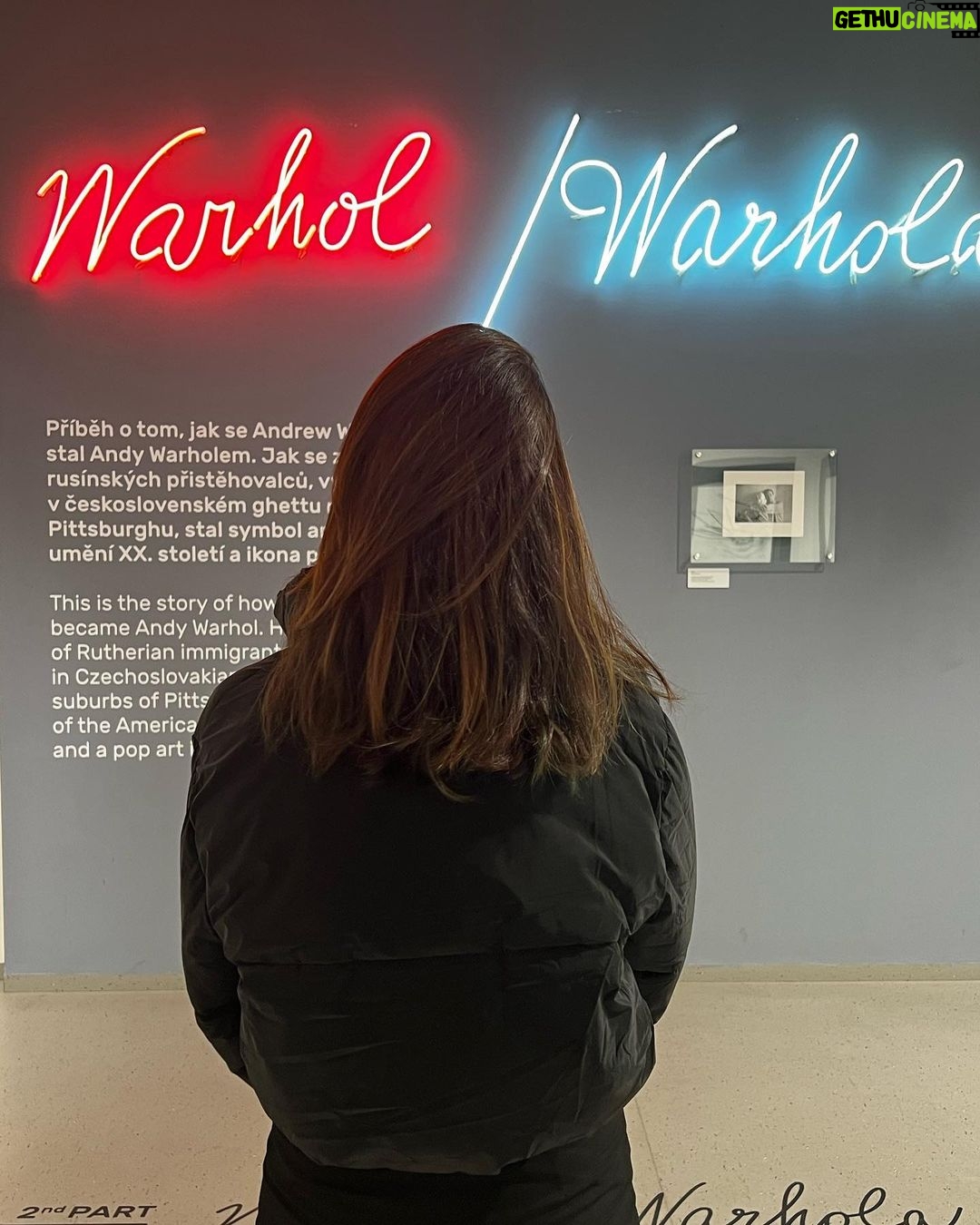 Aisha Ahmed Instagram - . A day w #AndyWarhol 🫶🏼 Prague Old Town