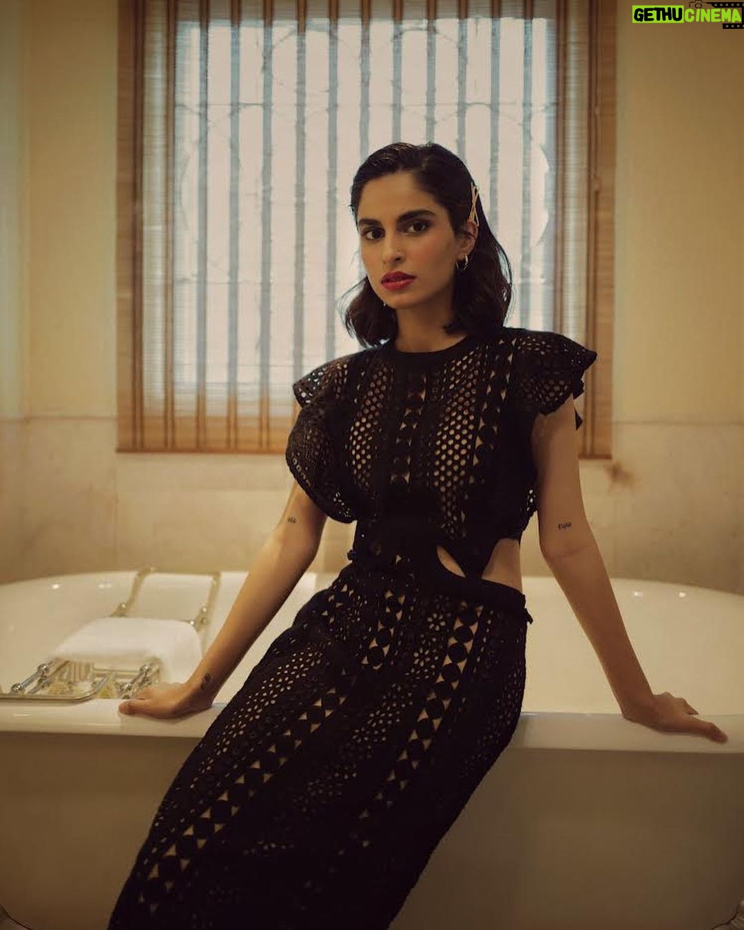 Aisha Ahmed Instagram - . Played dress up for @primevideoin 5th Birthday ⚡️ . Photographer- @aalishnathani HMU Artist- @krishnakami Styled by @priyanka2.0 in @labelritukumar @blingsutra @ascend.rohank
