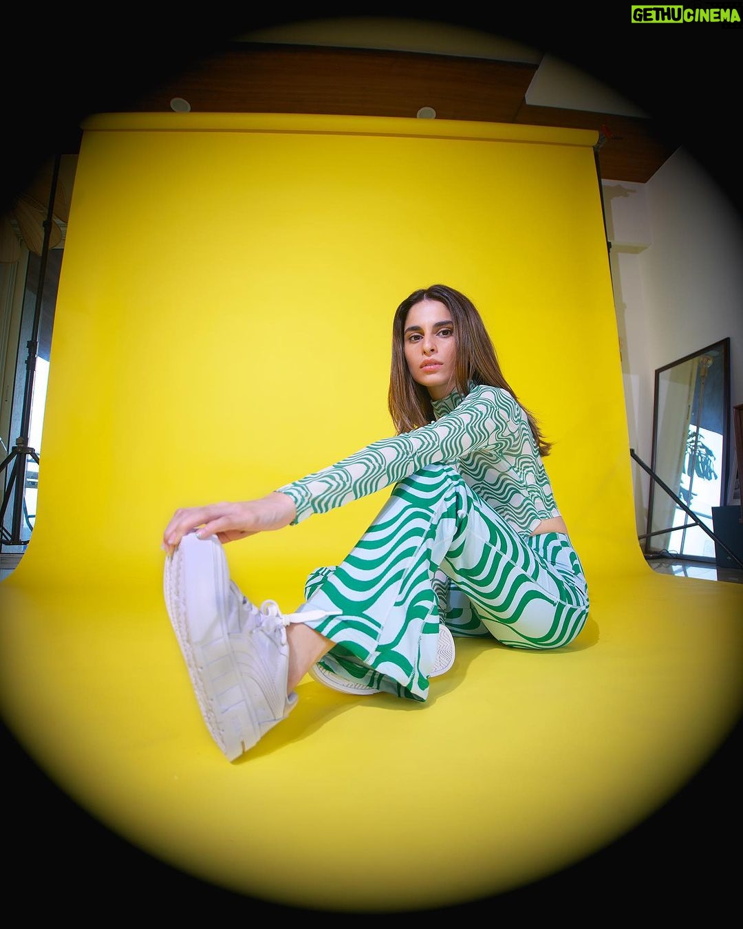 Aisha Ahmed Instagram - . Channeling my inner millennial in PUMA’s Y2K drip!