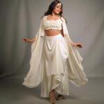Aishwarya Dutta Instagram - 🤍🤍🤍🤍💚💚💚💚 On camera - @en.nizharpadam Wearing - @nidhis_journal Styling @muthunagaimurugesan On camera @en.nizharpadam Makeup @imaikkaa_by_nivi Hairdo @srijamohan_artistry Makeup assistant @swapna.balaji.18 Jewellery- @fineshinejewels