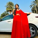 Aishwarya Khare Instagram – तेरी वो एक नज़र ,कर गई असर
दुनिया संवर जाने लगी ❤️❤️