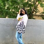 Aishwarya Khare Instagram - How do we fall apart Faster than a hairpin trigger 🤷🏻‍♀️ . 🌷🌻🌸🌺🌷🌻🥀