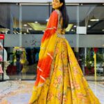 Aishwarya Khare Instagram – ♥️💛 @aishwarya_khare 
.
.
Styled By:- @nehaadhvikmahajan 
👗Outfit:- @neerusindia