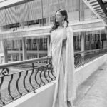 Aishwarya Khare Instagram - Badal pe paon hai. 💕🙏🧿 . Outfit - @neerusindia Styled by - @nehaadhvikmahajan Banjarnegara