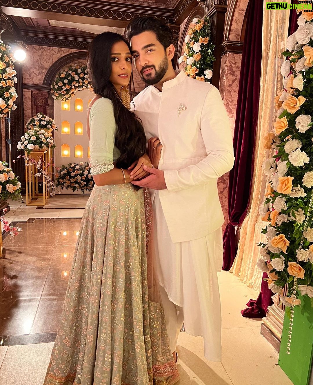 Aishwarya Khare Instagram - Tu Mohabbat Se Koi Chaal Toh Chal , Haar Jaane Ka Hausla Hai Mujhe 🤪❤️😅