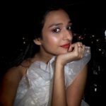 Aishwarya Khare Instagram - Take it or leave it ! ❤️✨