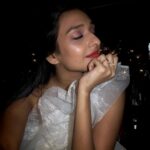 Aishwarya Khare Instagram - Take it or leave it ! ❤️✨
