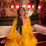 Aishwarya Khare Instagram - Humko to dil se qubool hai! 💛🌻🧿