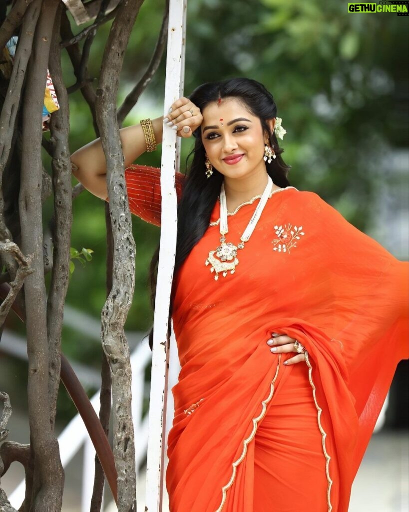 Aishwarya Pisse Instagram - Beauty of six yards🥻 Thanks Divya for this beautiful saree Saree by: @ishu.closet5 And thanks Ashoke,ur clicks r always beautiful Pc: @yadala.ashok Annapurna Studio Banjarahills
