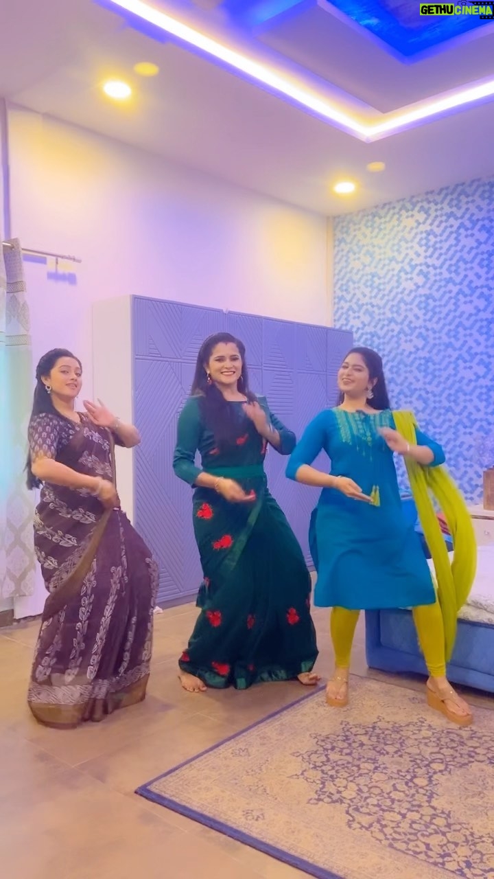 Aishwarya Pisse Instagram - In shot gaps of #mukkupudaka #zeeteluguserials @angel_anu_1995 @navya_rao_g
