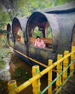 Aishwarya Pisse Instagram - Tripping together at Wayanad….
#wayanadtrip #wayanaddiaries #coupletrips #relaxing #metimewithmine #longdrive🚗 #lovelyweather☔️ #romanticouting #withhusband❤️ #vythitiresort🏡 #vacationmode #funday @harivinay_ @vythirivillageresort