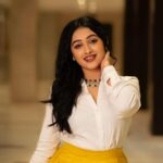 Aishwarya Pisse Instagram – Life is too boring without an attractive ambiance..
Pc: @maturi_venky 
Skirt: @joshnikacollections
Hair makeover: @hairstylesworld_by_likhitha