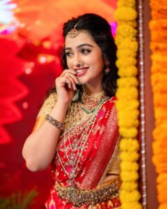 Aishwarya Pisse Instagram - Being urself is the most beautiful thing….😉 Jewellery: @emmadi_silver_jewellery_hyd Outfit: @maramsclothing_official Styling: @priyareddy_baddigam Pc: @maturi_venky Hairstyle: @praneetha_beautymakeover