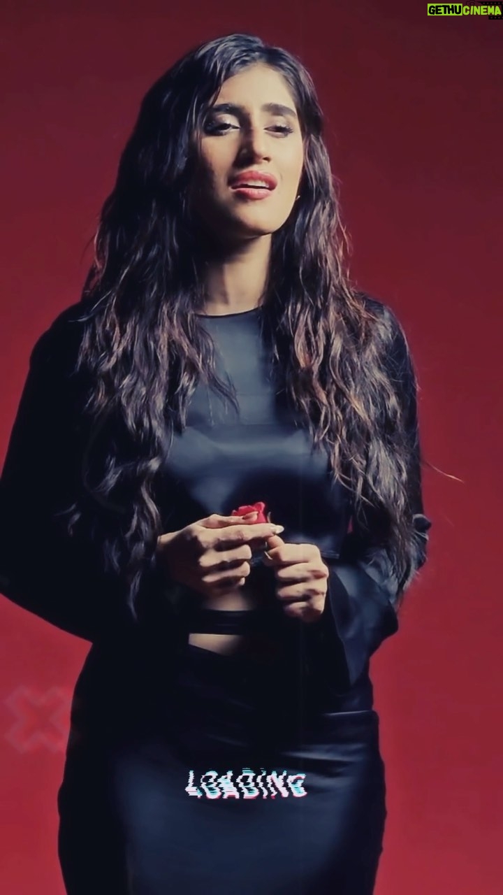 Akasa Instagram - #Manmaani kar li, #Kalleyan feel kar liya.. ab tu #KSD 💔 guess what this means? #RaniKiManmaani #staytuned • #comingsoon #newmusic • • • • #akasa #akasasingh #akasasing #akasakebesties #akasians #trending #love #fyp #explore #fashion #ootd #femininegoddess #trendingreels #naagin #shringaar #biggboss #thick #punjaban #trendingsongs #travel
