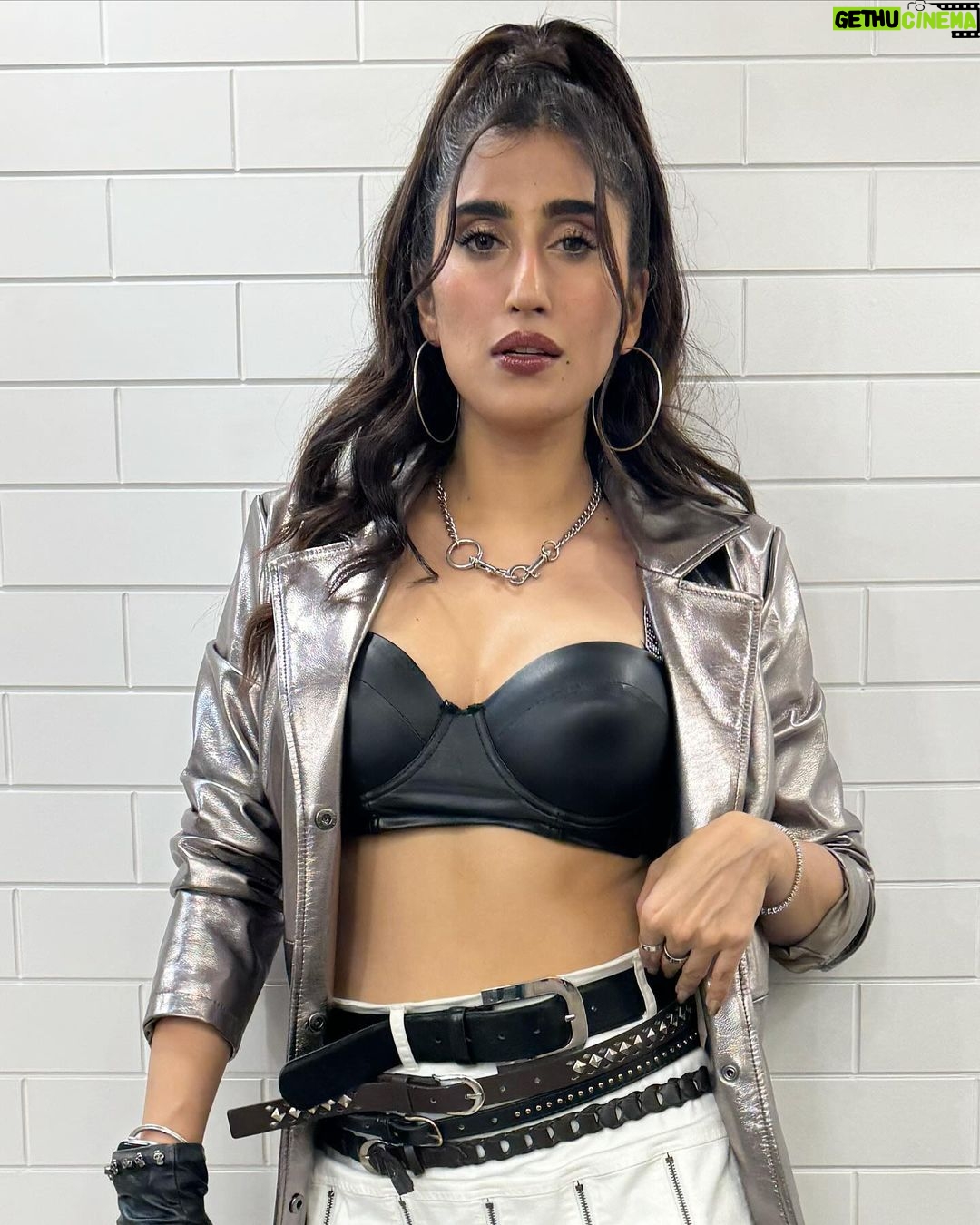 Akasa Instagram - Kasa - core🎤 for #iccworldcup2023 • hair by: @aaliyahussainhairmakeupcreator @dwyessh_hairwizard make up by: Me 👀 styled by @saumyathakur #styledbysaums Wearing Metallic trench: @labelrsvp @nykaafashion @alistclub zipper skirt: @shopmixt.in styling asst: @pareenaaahhh • • • • • Akasa , ootd, explore , Fashion Music Worldcup • • • • • • • • • • #akasa #akasasingh #akasasing #akasakebesties #akasians #trending #love #fyp #explore #fashion #ootd #femininegoddess #trendingreels #naagin #shringaar #biggboss #thick #punjaban #trendingsongs #travel