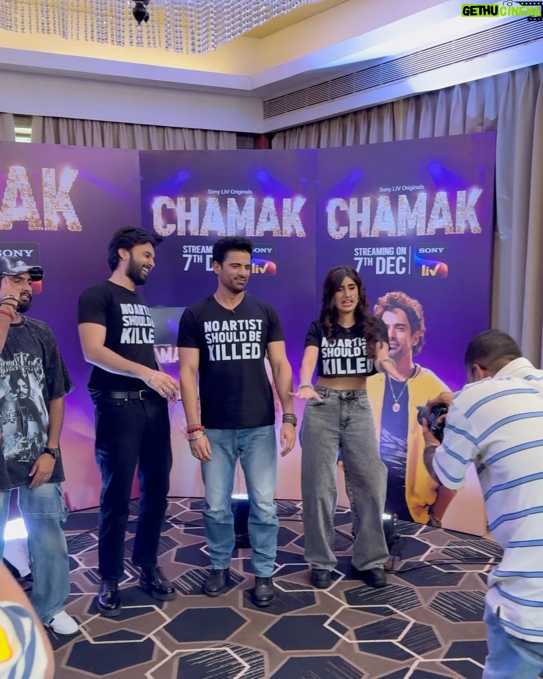 Akasa Instagram - meet Lata ✨ @rohitjugraj ‘s #Chamak out on @sonylivindia on December 7th, 2023. • HMU @zoyamakeupandhair • • • • • • • • #akasa #akasasingh #akasasing #akasakebesties #akasians #trending #love #fyp #explore #fashion #ootd #trendingreels #naagin #shringaar #biggboss #punjaban #trendingsongs #travel