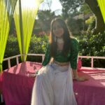 Aksha Pardasany Instagram – Thought of blending in with the forest so the tigers don’t eat me ☘️

#shaadi #wedding #indianwedding #desiwedding #jimcorbett #uttarakhand Jim Corbett Uttarakhand