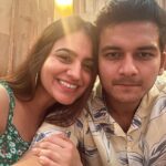 Aksha Pardasany Instagram - We are not mushy people but kabhi kabhi awwww accha lagta hai 😂 So all of you will comment awww today 😎 TIA ❤️ @kaushal_dp you can roll your eyes at me later 😀 #mushy