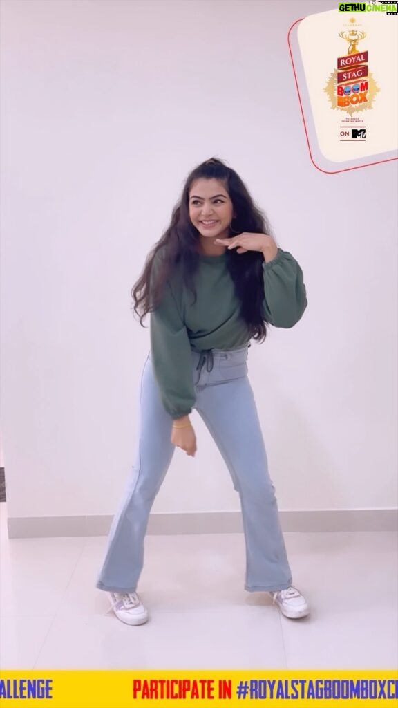 Akshata Sonawane Instagram - #collaboration with @royalstagliveitlarge Guys, it’s time to dance the night away on this amazing party anthem of the year, Hoodie for the #RoyalStagBoomboxChallenge! 🎶 You can be a part of the tribe too! Participate by sharing your moves on the Hoodie song audio and tagging @RoyalStagLiveItLarge with #RoyalStagBoomboxChallenge. What’s more? The best entries stand a chance to win exciting prizes*! To listen to the full track of Hoodie, follow @royalstagliveitlarge and hit link in their bio! *T&C Apply #RoyalStagBoombox #Hoodie #LiveItLarge #GenerationLarge #NikhitaGandhi #Bali #AD