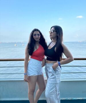 Akshata Sonawane Instagram - Our cruise trip in a nutshell 🌰 

Don’t miss the last picture 🤫🤣