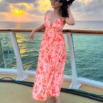 Akshata Sonawane Instagram - why else are we here if not to live with unreasonable passion for things 🌊 Arabian Sea