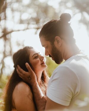 Akshata Sonawane Instagram - This Winter I marry the girl I call Summer! 
10 Days to Go ❤️
#AkshVishPyaarVyaar 

Pc: @clickzz_ofraj
