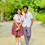 Akshatha Ajit Instagram - Kurumbu kara thangachi❤️ (Kutty konlanthai🐣) @akshathaa_ajit #selvaa__official #treanding #reels #sister #papa #thango PC: @hair.man._ Chennai, India