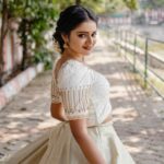 Akshatha Ajit Instagram - 📸 @uv_naveen 👗 @g_boutique_design MUA @preethiga_makeoverartistry_