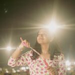 Akshatha Ajit Instagram - Beach-il மனசு 💞 📸 @hariz_comrade ✨