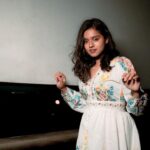 Akshatha Ajit Instagram - Looking at that “someone” look at you & feeling those butterflies in the gut ! 🤍 . 📸 @jascaptures_ 🤍