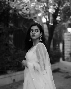 Akshatha Ajit Instagram - -KAMARI 🤍
.
THE “MOON”……
📸 @usual_light.captures 
E.A @subi.sebastian_ 
👗 @_gina_couture
