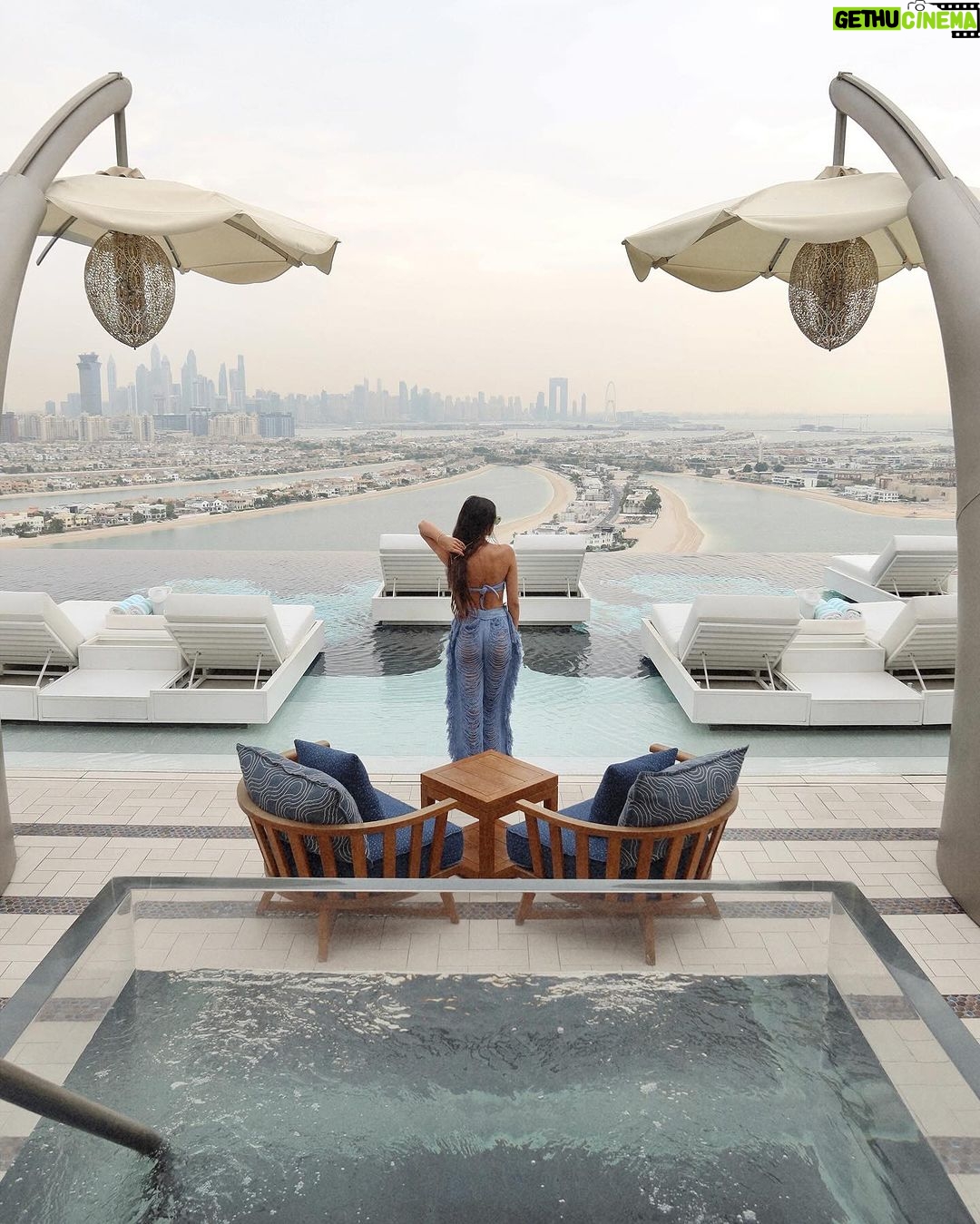 Alanna Panday Instagram - ☁️ 22 dump Cloud 22 Dubai