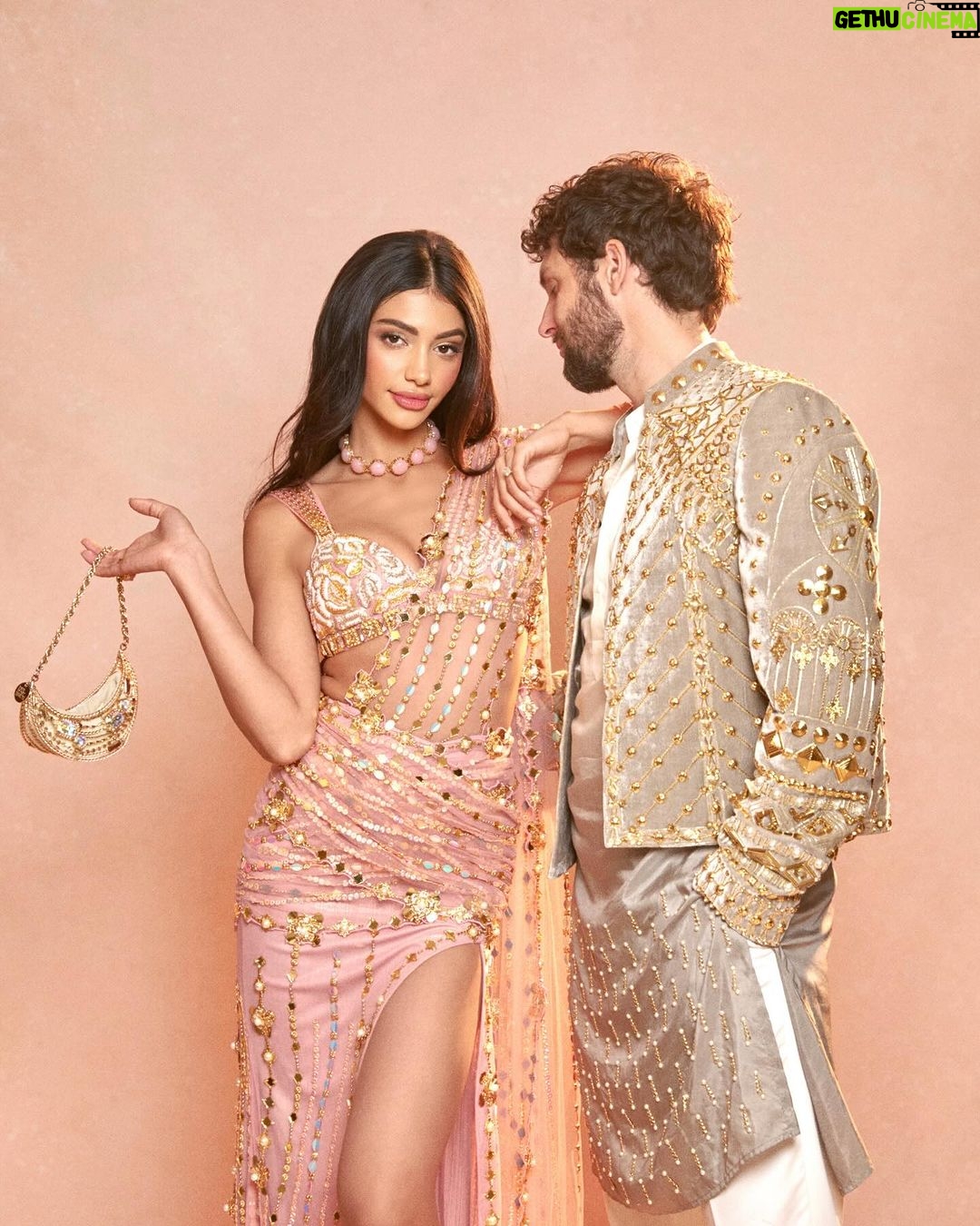 Alanna Panday Instagram - Some more Diwali sparkle ✨ @papadontpreachbyshubhika