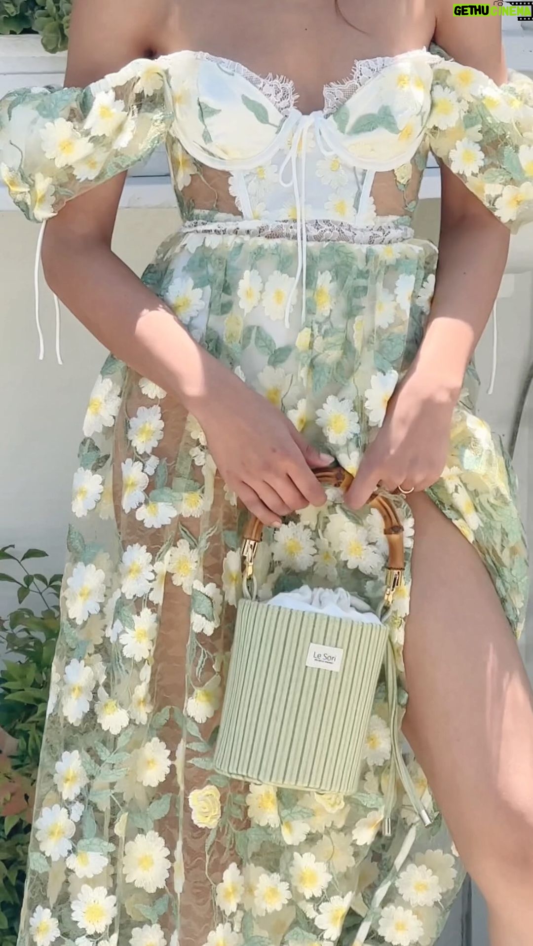 Alanna Panday Instagram - @forloveandlemons 🍋 Los Angeles, California