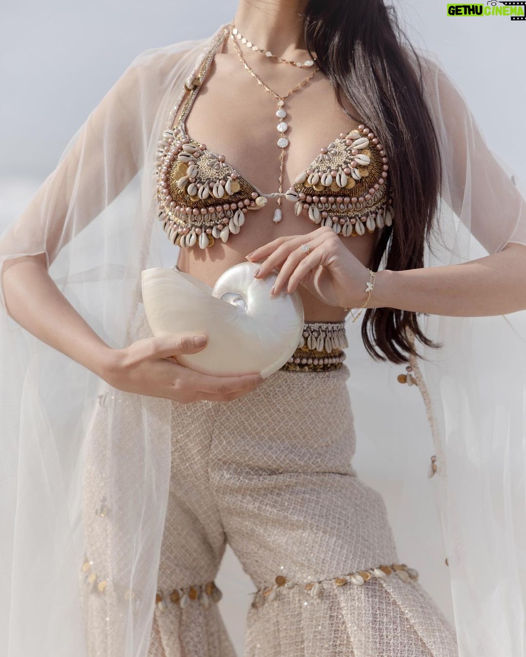 Alanna Panday Instagram - #KALKIxALANNA 🐚 Another one of my favourites we designed for this collaboration collection! Wearing the shell bralette with the sequins sharara pants. Click the link in my bio to shop this look.