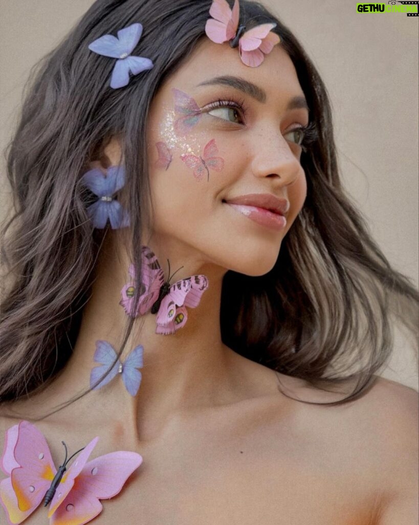 Alanna Panday Instagram - It’s HAUL-O-WEEN! 🦋@IPSY’s Mega Drop Shop is finally here and it’s the perfect time to stock up on all your fav makeup, skincare and lifestyle products cause they're up to 80% off. #IPSYPartner This SALE only happens once a quarter so make sure you shop nowit before it ends on October 22nd! Altogether these products cost $212, but with IPSY Mega Drop Shop I got them all for only $94 (over 50% less). Products I got: @lauragellerbeauty - LashBOSS Bold Mascara - Black @elemis - Pro-Collagen Oxygenating Night Cream 30ML @tula - lip SOS lip treatment balm - blackberry velvet @femmue - Camellia Elixir Oil