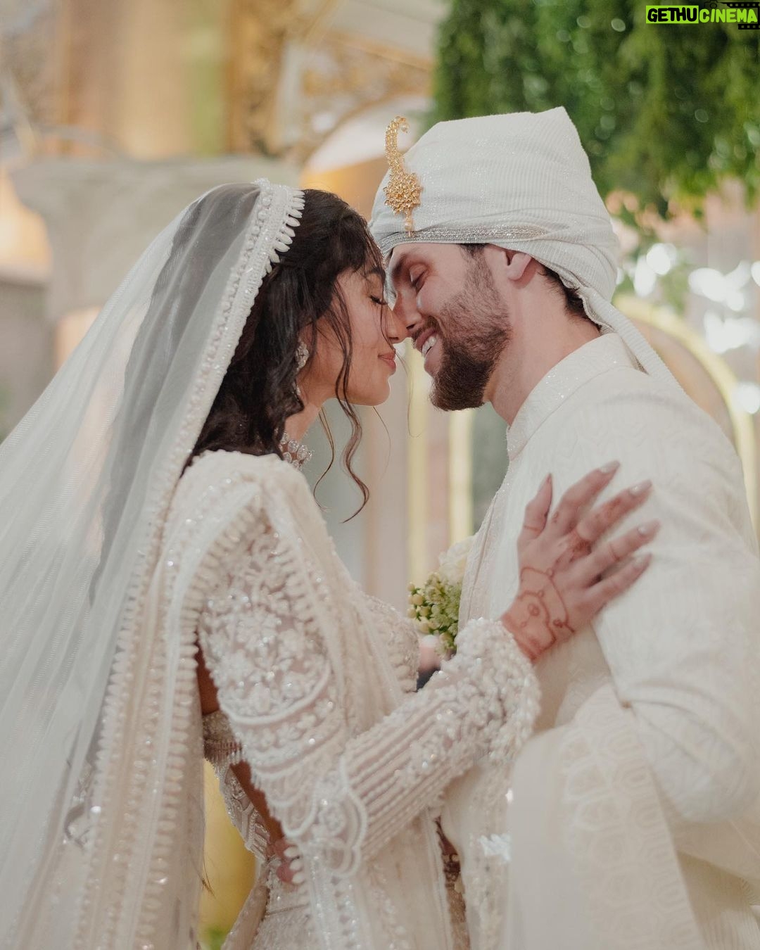 Alanna Panday - 367.6K Likes - Yesterday was a fairy tale, I love you more than anything in the world @ivor canβt wait to start a family with you π€βΎοΈ @thehouseontheclouds
